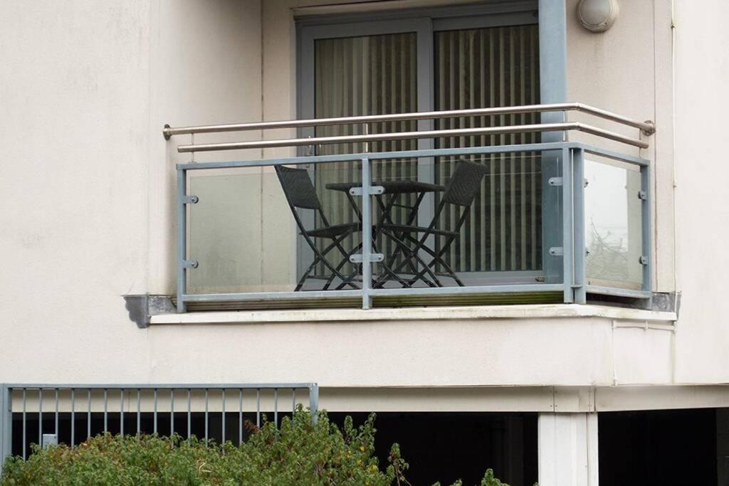 Parking, Balcony, Fully Equipped Kitchen Apartment Swansea Exterior photo